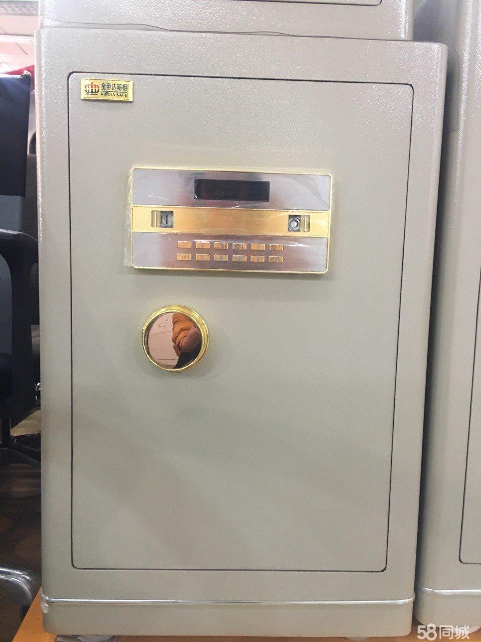 厂家批发各种保险柜,办公保险桌,文件柜